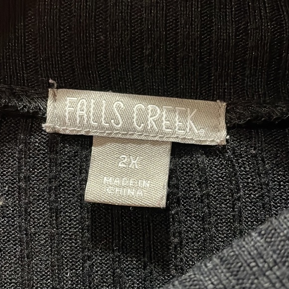 Falls creek peep neck black rubbed shirt - Picture 4 of 5